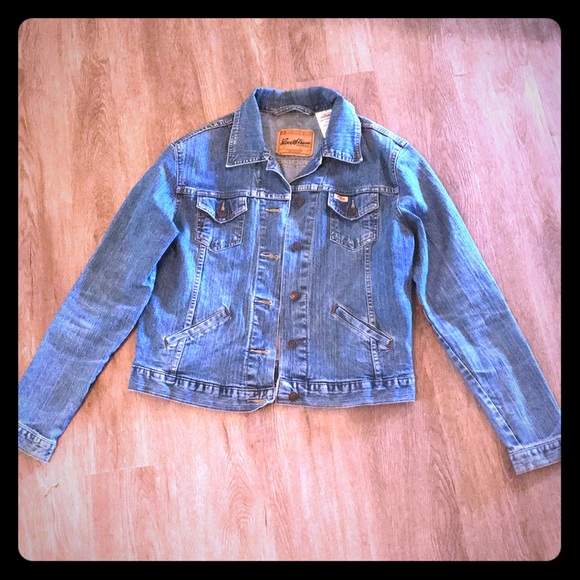 Levi Strauss & Co. Jackets & Blazers - Levi Strauss Signature Denim Jacket